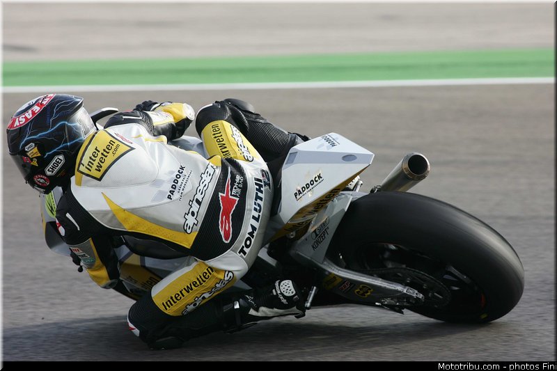 moto2_luthi_003_san_marin_misano_adriatico_2011