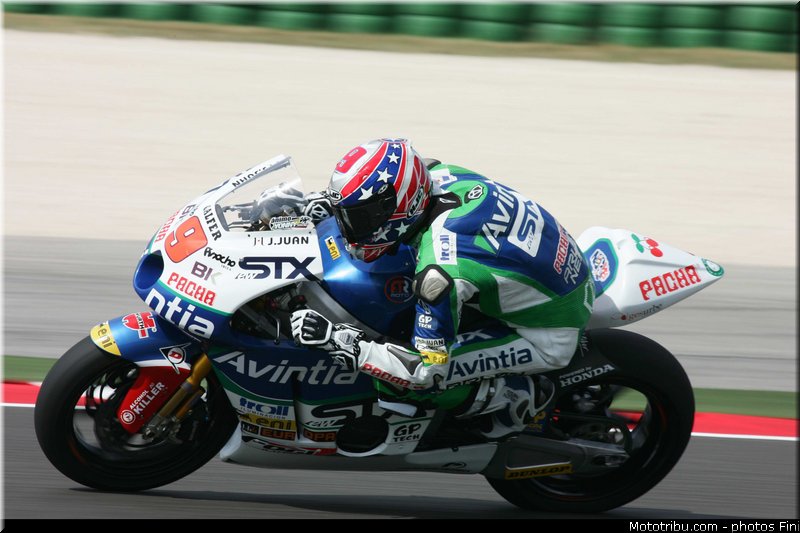 moto2_noyes_001_san_marin_misano_adriatico_2011