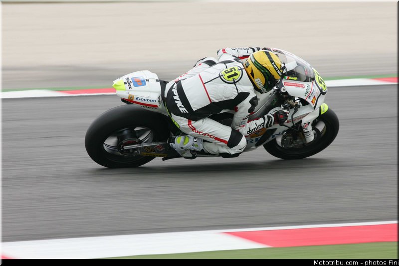 moto2_pirro_001_san_marin_misano_adriatico_2011