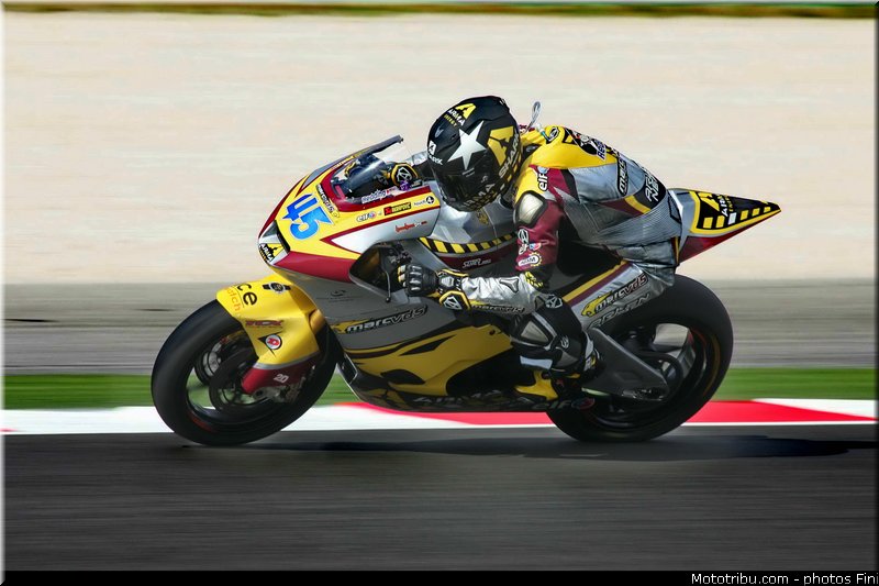 moto2_redding_005_san_marin_misano_adriatico_2011