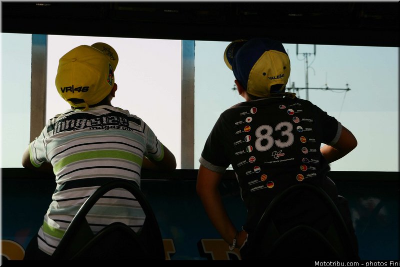 motogp_ambiance_003_san_marin_misano_adriatico_2011