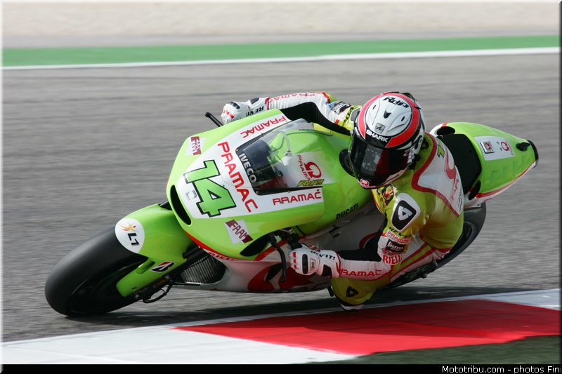 motogp_de_puniet_003_san_marin_misano_adriatico_2011