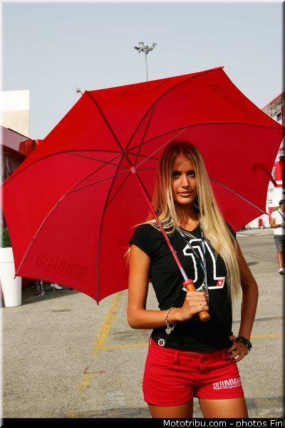 motogp_pitbabe_008_san_marin_misano_adriatico_2011
