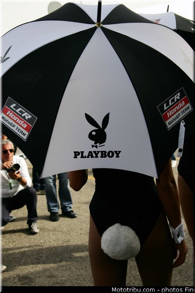 motogp_pitbabe_014_san_marin_misano_adriatico_2011