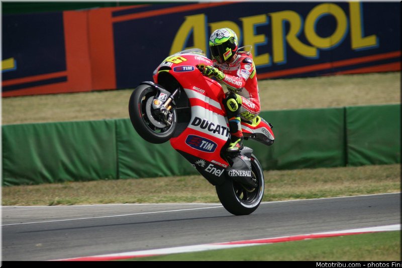 motogp_rossi_022_san_marin_misano_adriatico_2011