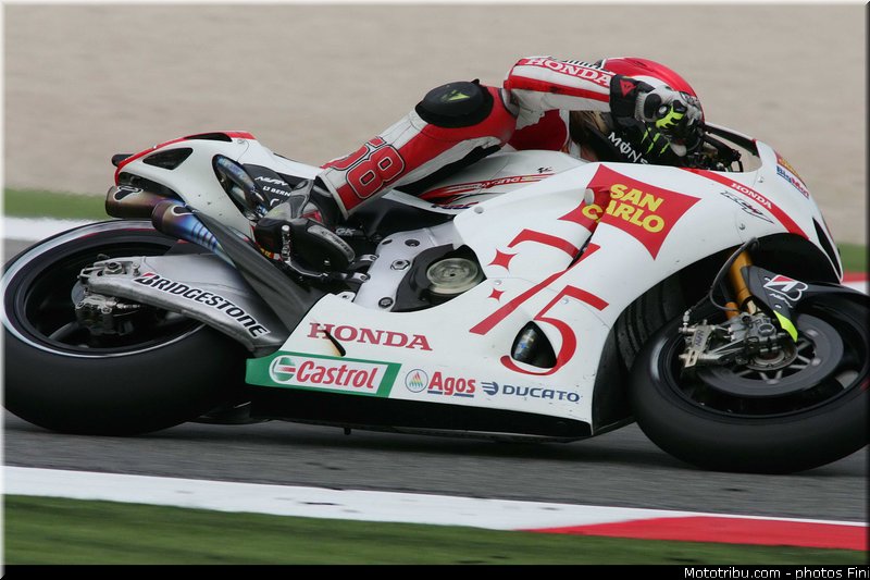 motogp_simoncelli_002_san_marin_misano_adriatico_2011