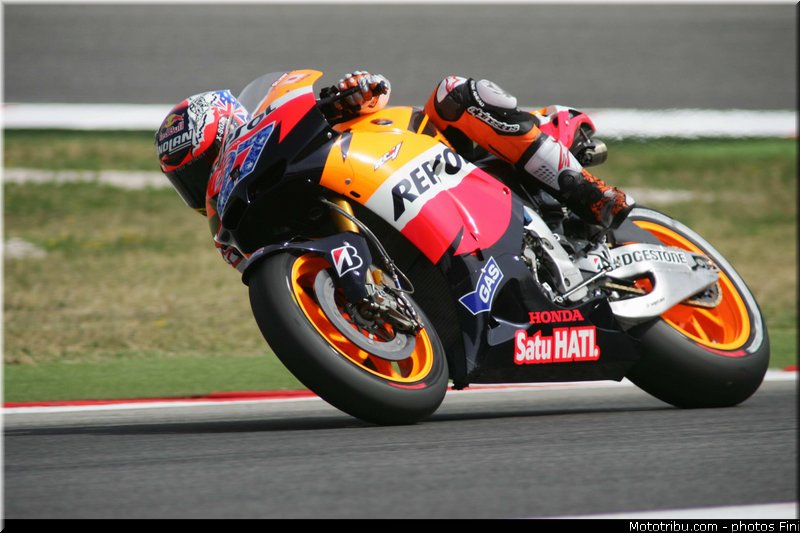 motogp_stoner_008_san_marin_misano_adriatico_2011