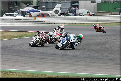 moto2_007_san_marin_misano_adriatico_2011.jpg