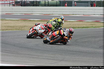 moto2_025_san_marin_misano_adriatico_2011.jpg