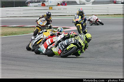 moto2_029_san_marin_misano_adriatico_2011.jpg