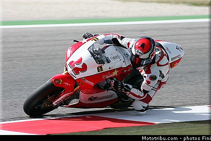 moto2_andreozzi_001_san_marin_misano_adriatico_2011.jpg