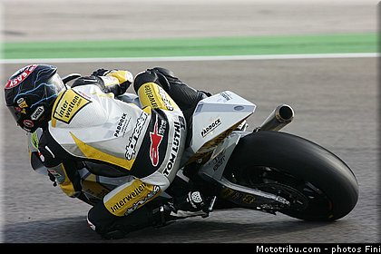 moto2_luthi_003_san_marin_misano_adriatico_2011.jpg