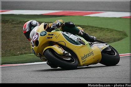 moto2_pasini_002_san_marin_misano_adriatico_2011.jpg