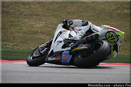 moto2_pirro_004_san_marin_misano_adriatico_2011.jpg