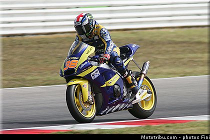 moto2_smith_002_san_marin_misano_adriatico_2011.jpg