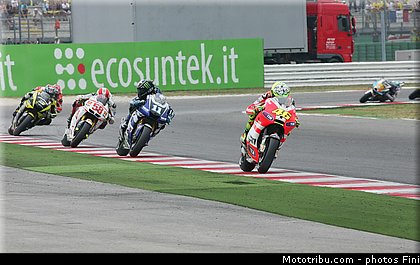 motogp_007_san_marin_misano_adriatico_2011.jpg