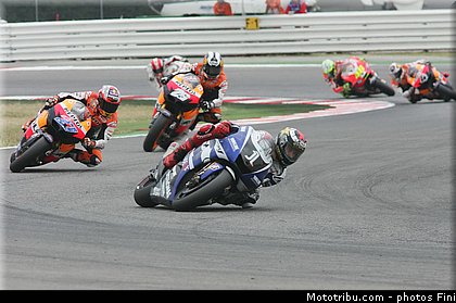 motogp_014_san_marin_misano_adriatico_2011.jpg