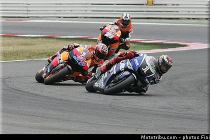 motogp_027_san_marin_misano_adriatico_2011.jpg