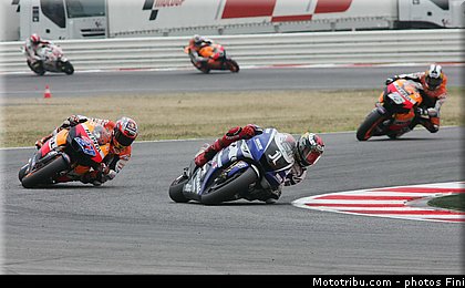 motogp_029_san_marin_misano_adriatico_2011.jpg
