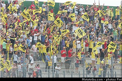 motogp_ambiance_001_san_marin_misano_adriatico_2011.jpg