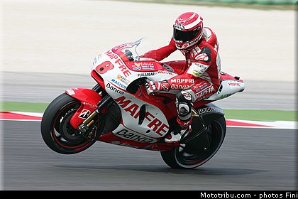 motogp_barbera_002_san_marin_misano_adriatico_2011.jpg