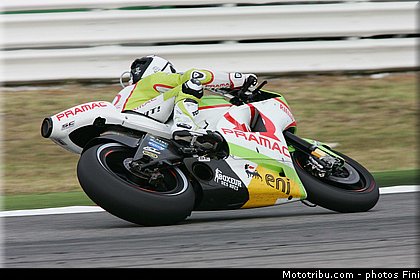 motogp_de_puniet_001_san_marin_misano_adriatico_2011.jpg