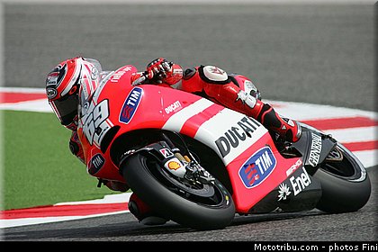 motogp_hayden_001_san_marin_misano_adriatico_2011.jpg