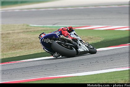 motogp_lorenzo_004_san_marin_misano_adriatico_2011.jpg