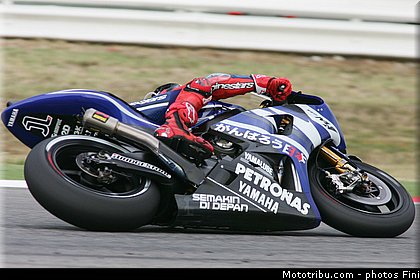 motogp_lorenzo_005_san_marin_misano_adriatico_2011.jpg