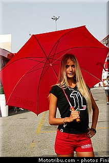 motogp_pitbabe_008_san_marin_misano_adriatico_2011.jpg