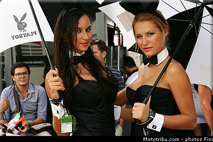 motogp_pitbabe_009_san_marin_misano_adriatico_2011.jpg