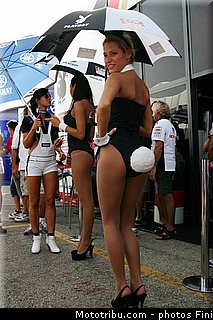 motogp_pitbabe_013_san_marin_misano_adriatico_2011.jpg