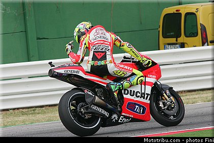 motogp_rossi_014_san_marin_misano_adriatico_2011.jpg