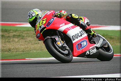 motogp_rossi_021_san_marin_misano_adriatico_2011.jpg