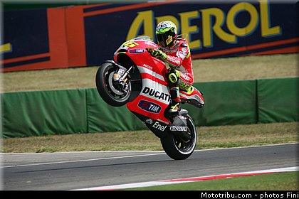 motogp_rossi_022_san_marin_misano_adriatico_2011.jpg