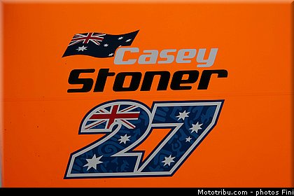 motogp_stoner_009_san_marin_misano_adriatico_2011.jpg