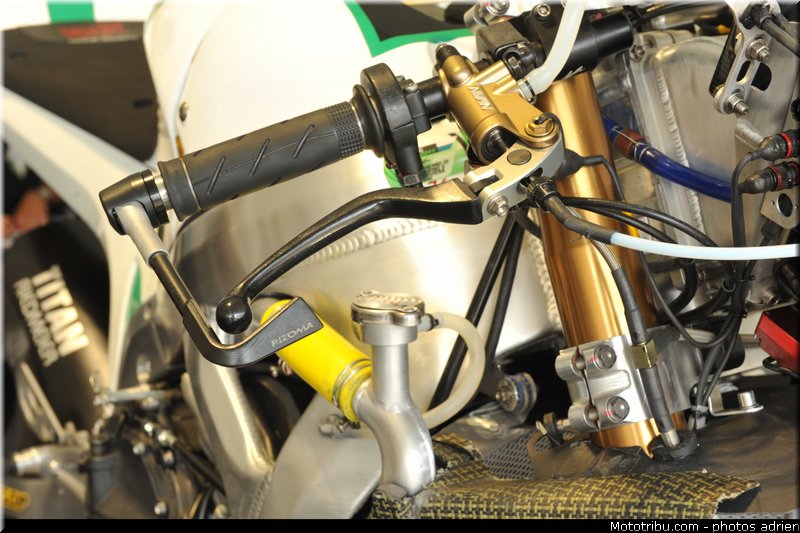 motogp_paddock_san_marin_misano_adriatico_2011_012