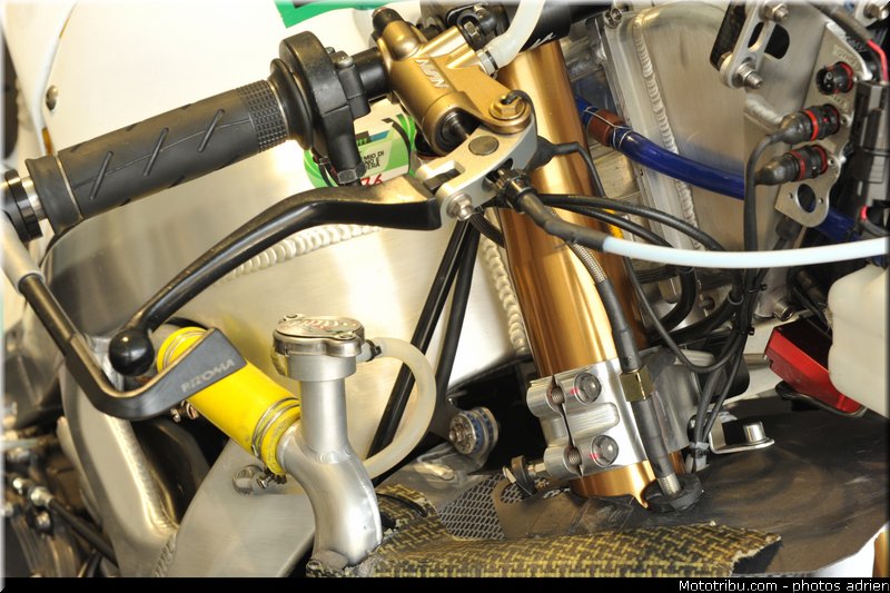 motogp_paddock_san_marin_misano_adriatico_2011_013