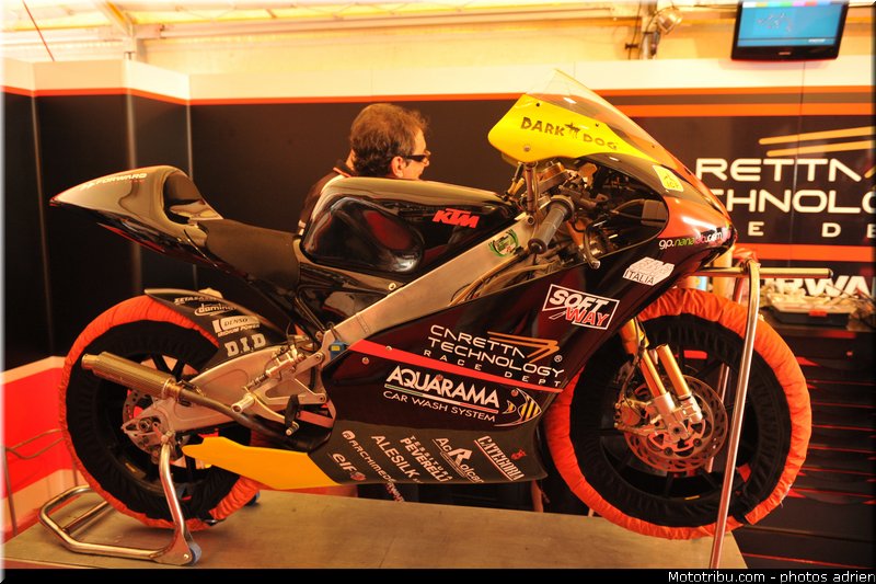 motogp_paddock_san_marin_misano_adriatico_2011_076