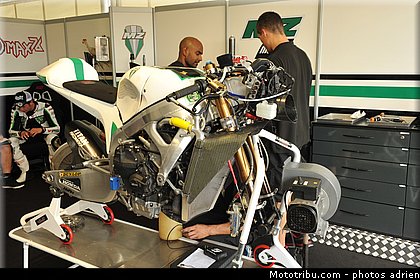 motogp_paddock_san_marin_misano_adriatico_2011_003.jpg