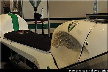 motogp_paddock_san_marin_misano_adriatico_2011_017.jpg
