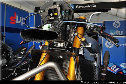 motogp_paddock_san_marin_misano_adriatico_2011_020.jpg