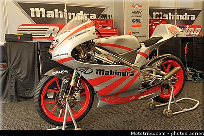 motogp_paddock_san_marin_misano_adriatico_2011_026.jpg