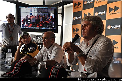motogp_paddock_san_marin_misano_adriatico_2011_040.jpg