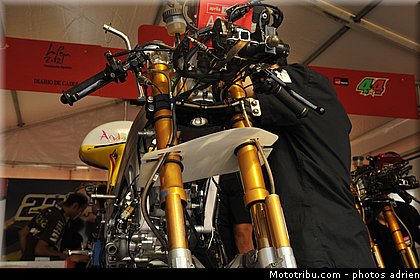 motogp_paddock_san_marin_misano_adriatico_2011_048.jpg