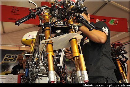 motogp_paddock_san_marin_misano_adriatico_2011_049.jpg