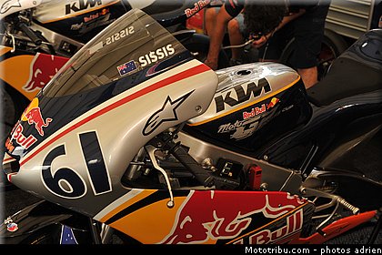 motogp_paddock_san_marin_misano_adriatico_2011_053.jpg