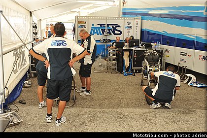 motogp_paddock_san_marin_misano_adriatico_2011_083.jpg