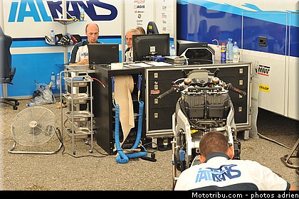 motogp_paddock_san_marin_misano_adriatico_2011_084.jpg