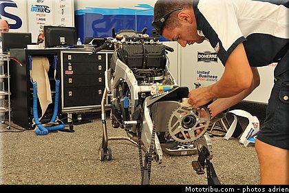 motogp_paddock_san_marin_misano_adriatico_2011_085.jpg